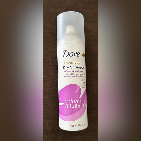 Nwt Dove Care Between Washes Dry Shampoo, Volume & Fullness, 5 OZ - Picture 2 of 3